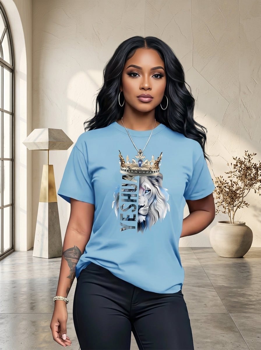 Camiseta Femenina con León y Corona – Estilo Casual Elegante de Manga Corta