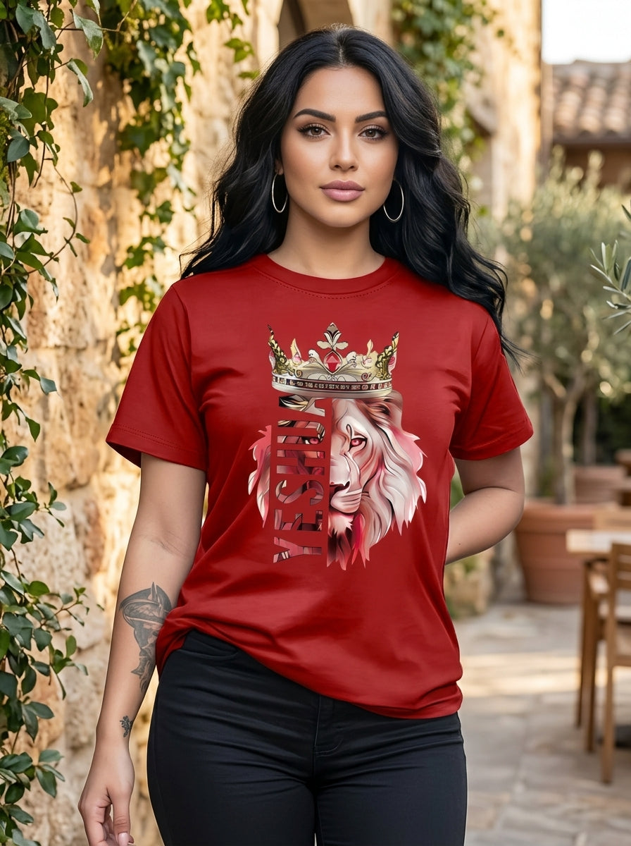 Camiseta Femenina con León y Corona – Estilo Casual Elegante de Manga Corta
